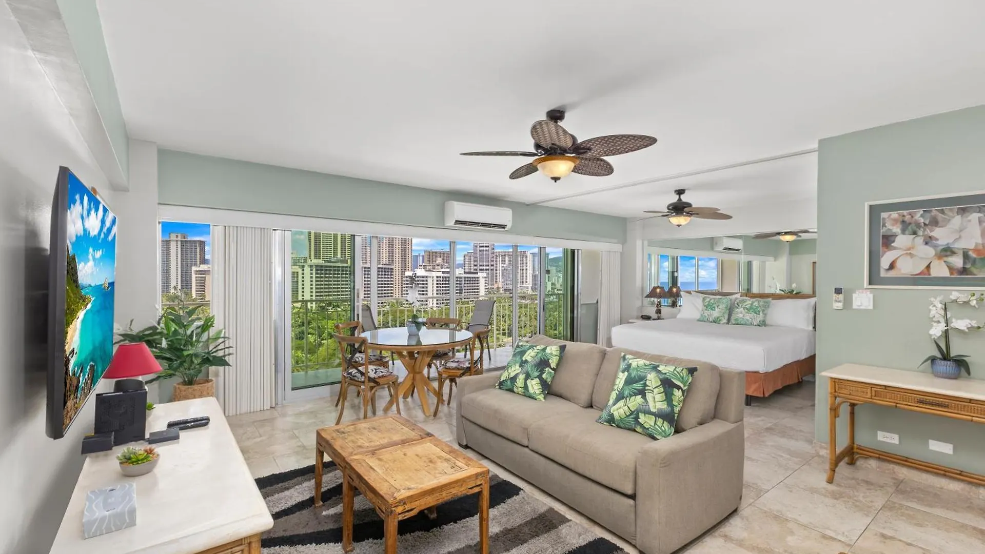 13Th Fl Waikiki Shore Ocean Front Honolulu 0*,  United States
