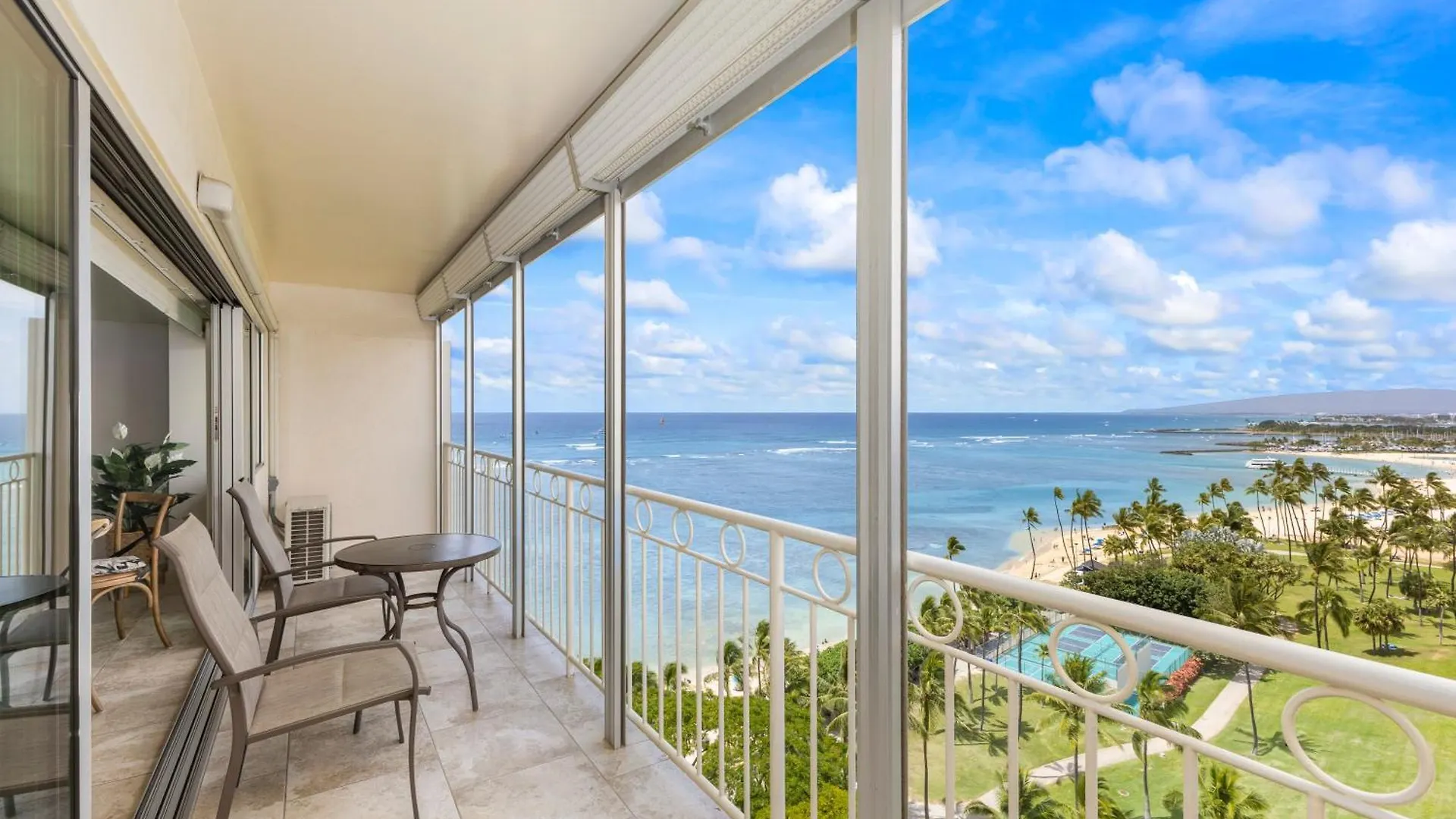13Th Fl Waikiki Shore Ocean Front Honolulu